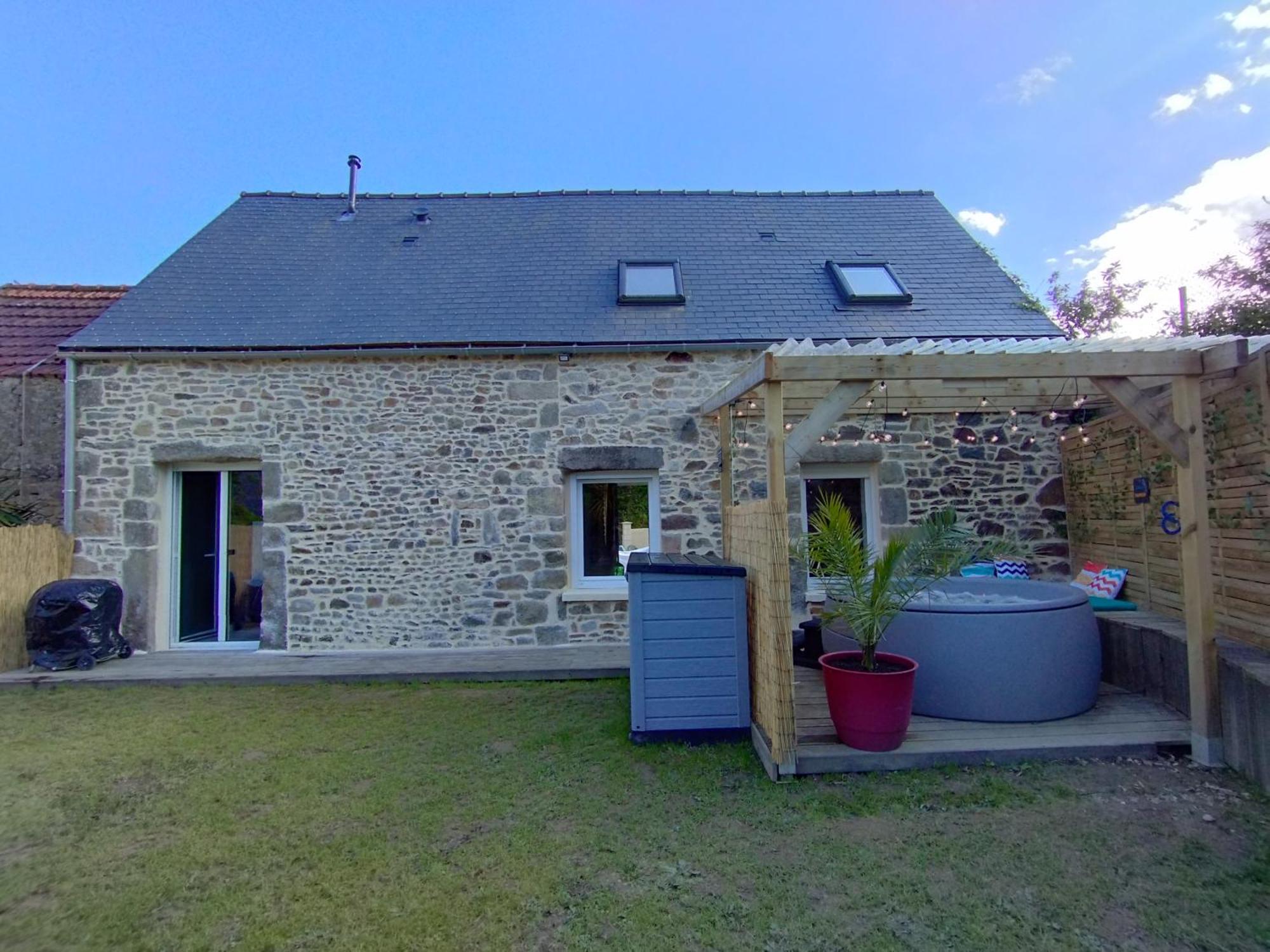 Holiday home Jolie Maison Au Calme Et Proche Avec En Option *